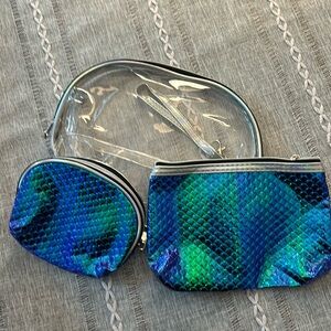 Three-piece cosmetic bag set